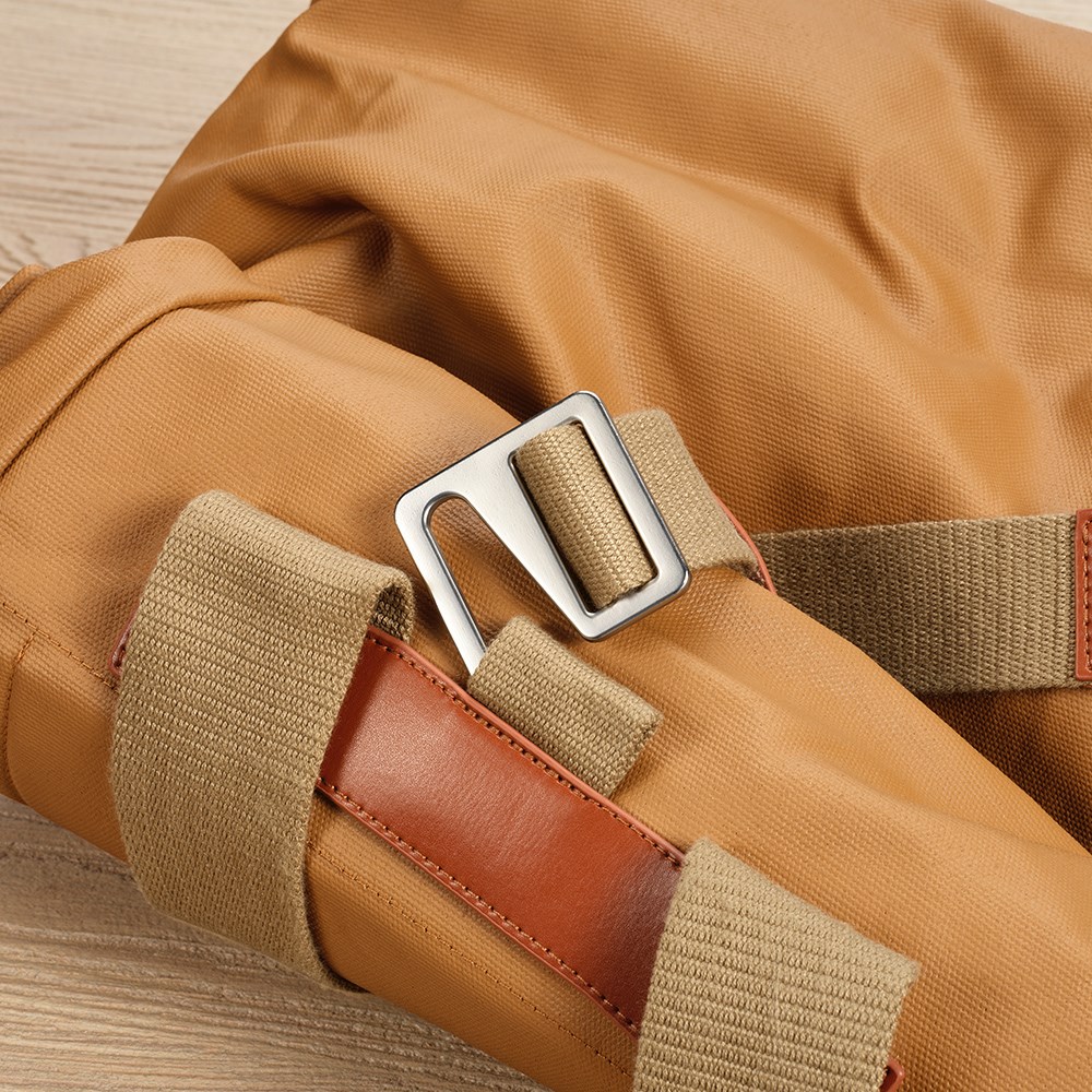 Berlin 23L Rucksak recy.Baumwolle 340gsm und rPU. Laptops bis 17" - Kamel