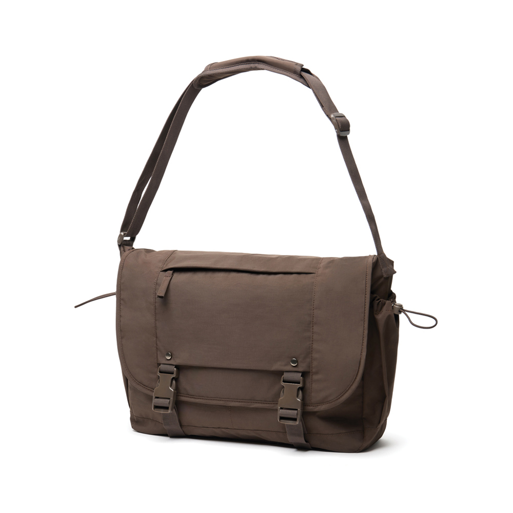 KENTO URBAN 15,6" Messenger aus RCS recyceltem Nylon
