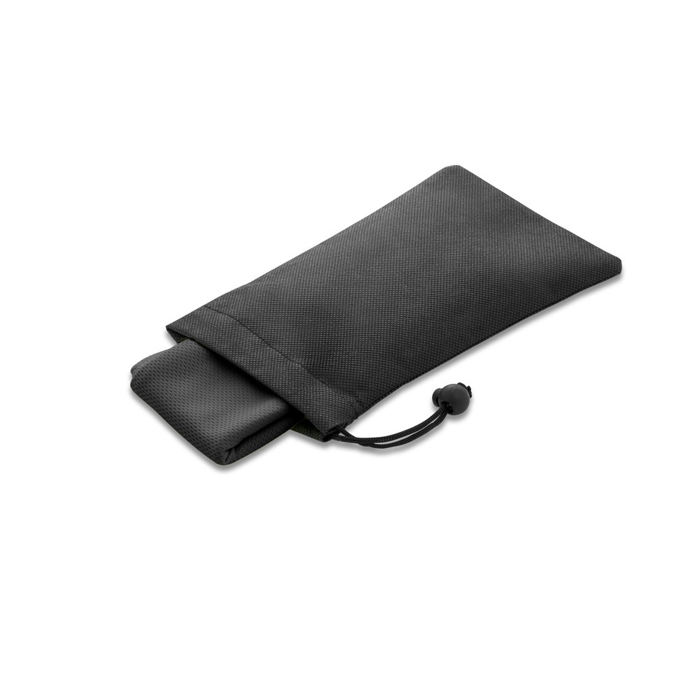 BERNAL. Sporthandtuch aus recyceltem Polyester (100% rPET) dient zur Erfrischung mit Vliesstoffbeutel - schwarz